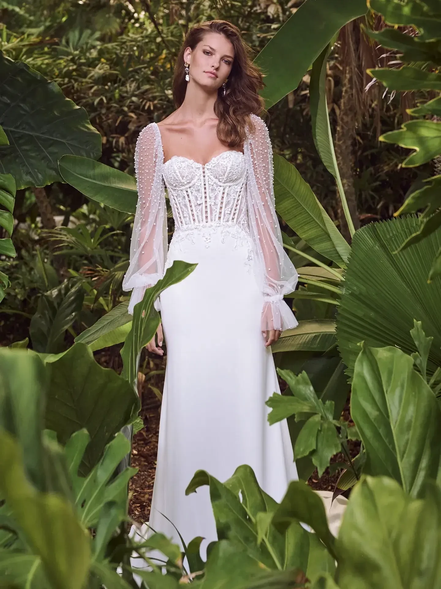 Long Sleeve Wedding Dresses: Timeless Elegance for Every Season. Desktop Image