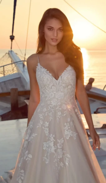 DR2704 #2 Ivory thumbnail