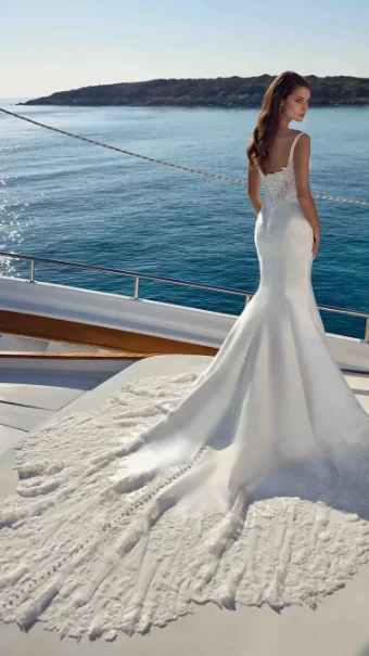 DR2709 #1 Ivory thumbnail