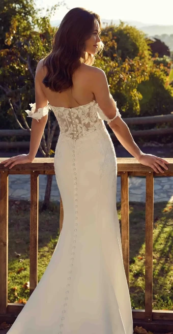 EK1901 #3 Ivory thumbnail