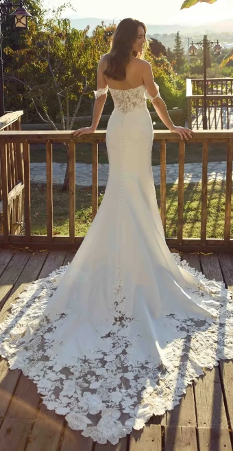 EK1901 #1 Ivory thumbnail