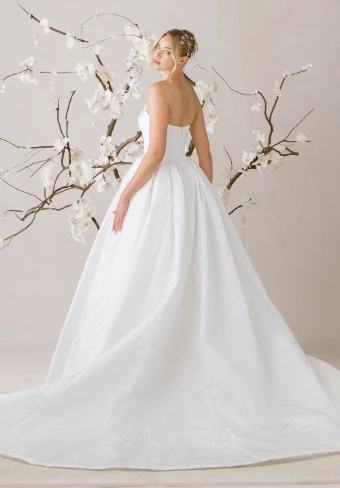 1010039 #2 thumbnail